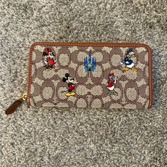 Disney Coach Mickey Mouse Wallet - Picture 2 of 6